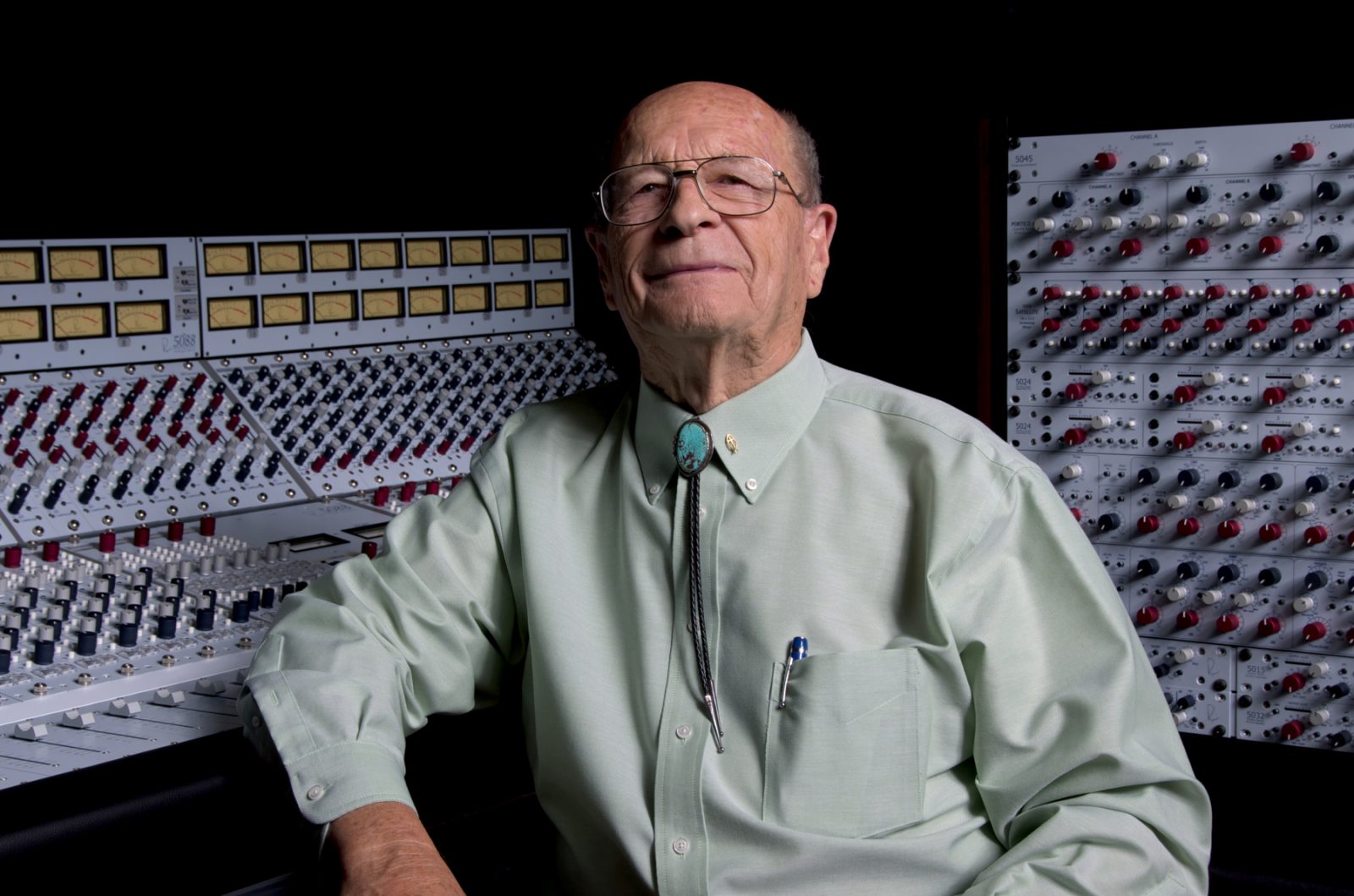 Rupert Neve in front of equipment